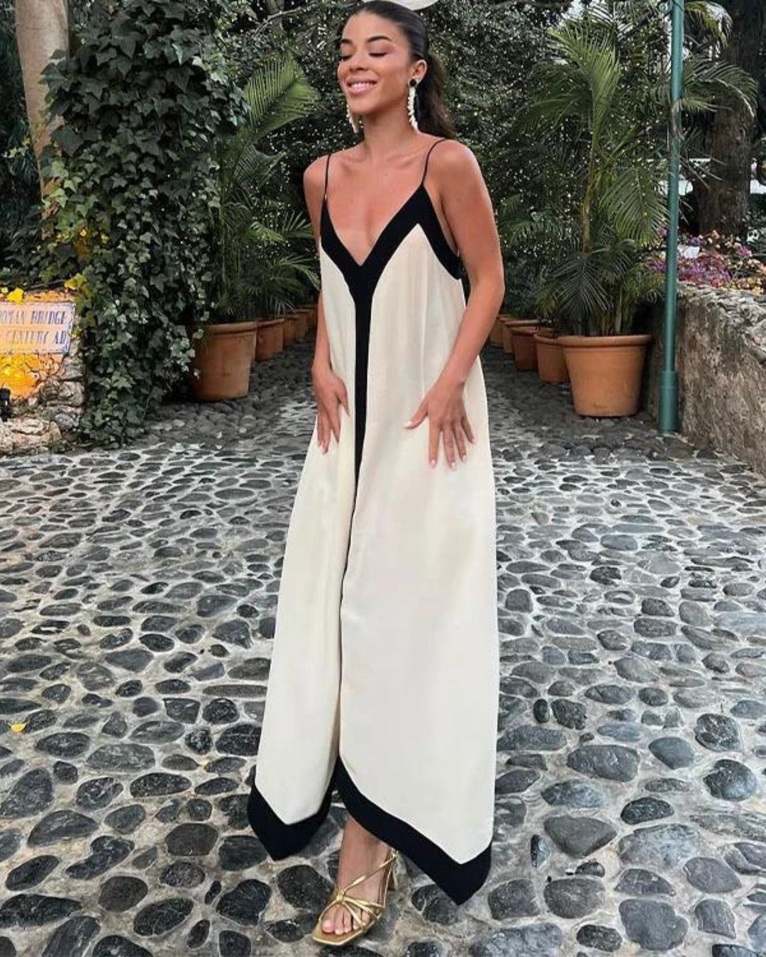 Mery Sukienka Damska – Elegancka Sukienka Midi z Oddychającej Tkaniny o Klasycznym Kroju