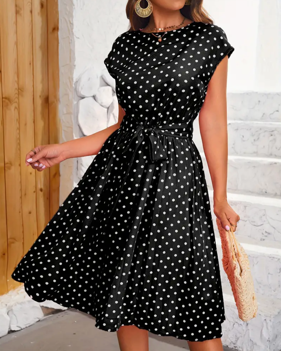 Letnia sukienka damska Thea – Vintage sukienka w kropki o płynnym kroju i ponadczasowej elegancji