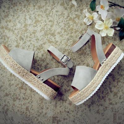 Johanna Sandały Damskie Espadryle – Stylowy Look i Lekki Komfort do Codziennych Stylizacji