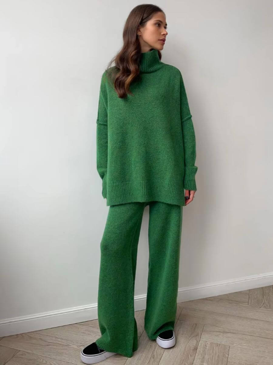 Liora | Minimalistyczny Zestaw Dzianinowy z Eleganckim Golfem