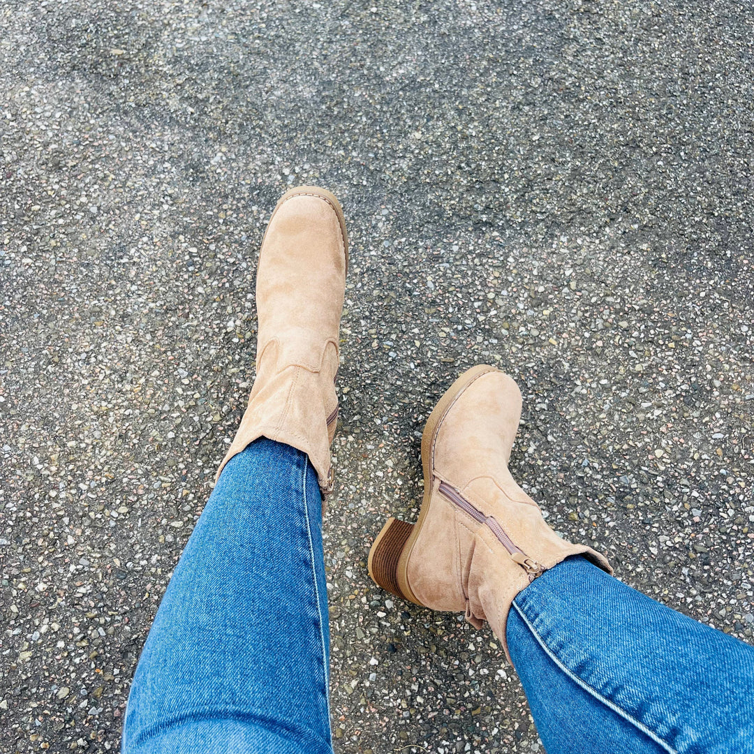 Ivy Damskie Botki Khaki – Zamszowe Półwysokie Buty z Zamkiem & Wygodnym Obcasem