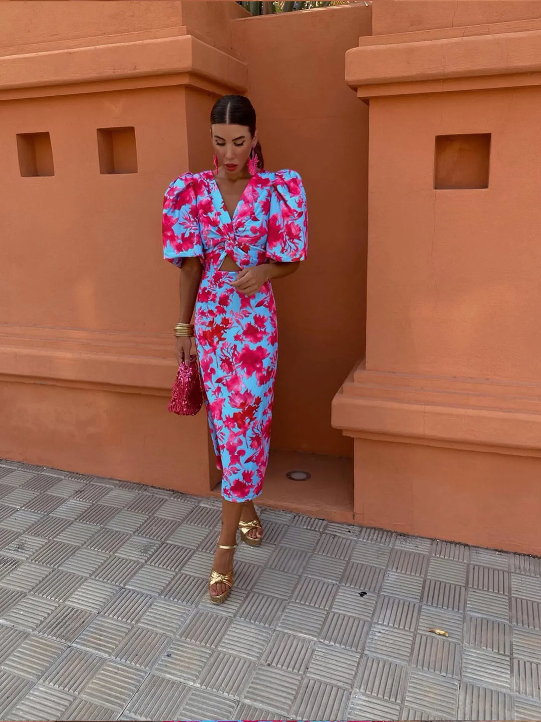 Gwen Sukienka Damska – Odważny Design i Żywe Kolory na Stylowy Letni Look