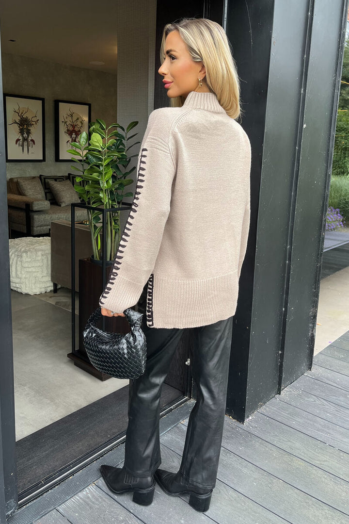 Ottilie | Minimalistyczny sweter z kontrastowym przeszyciem przy szyi