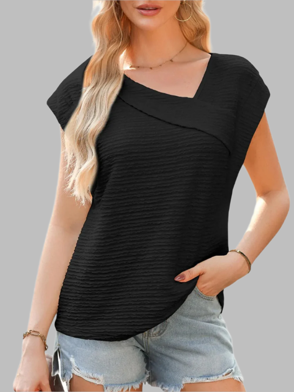 Daisy T-shirt Damski – Oddychający T-shirt z Klasycznym Krojem i Miękkim Materiałem na Każdą Okazję