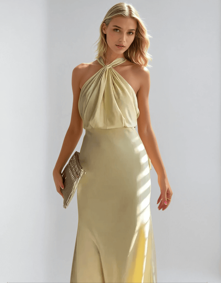 Gabriella Damska Sukienka Maxi – Elegancka Suknia z Dekoltem Halter, Marszczeniami i Zwiewną Tkaniną na Specjalne Okazje