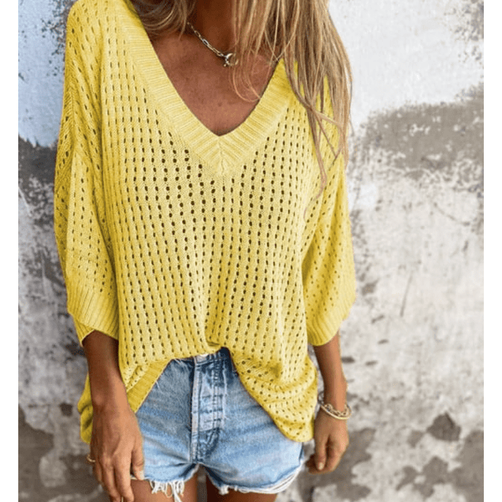 Aria Damski Lekki Top z Ażurowym Wzorem – Luźny Fason, Rękawy 3/4 i Oddychający Design marki Looksy