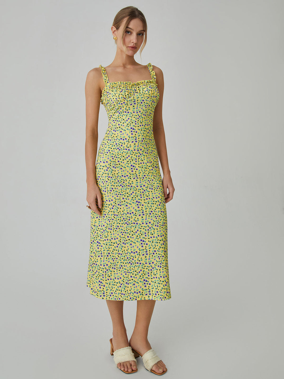 Sukienka Boho Midi Chloe – Letnia Sukienka na Ramiączkach z Kwiatowym Wzorem