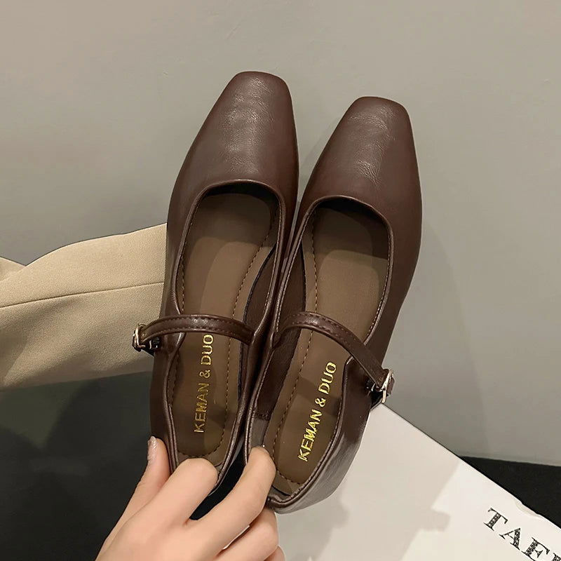 Sophie Baleriny Damskie – Eleganckie Buty z Regulowanym Paseczkiem i Ponadczasowym Designem