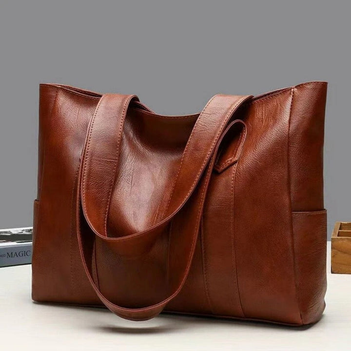 Aira Vintage Skórzana Torebka na Ramię – Klasyczna Elegancja & Praktyczność