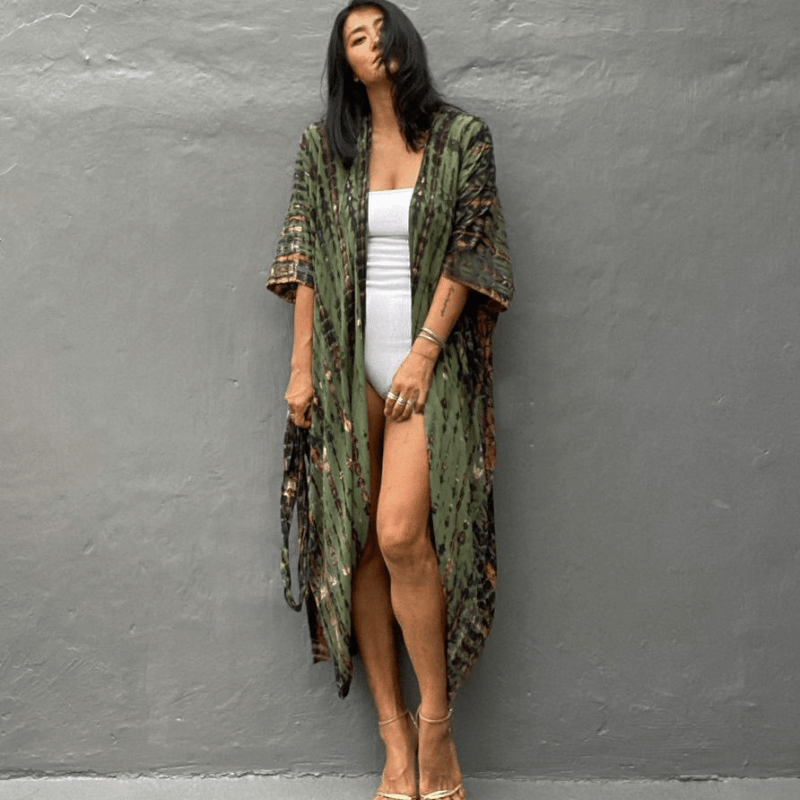 Brenna Sukienka Kimono Looksy – Boho wzór tie-dye i lekki, półdługi fason