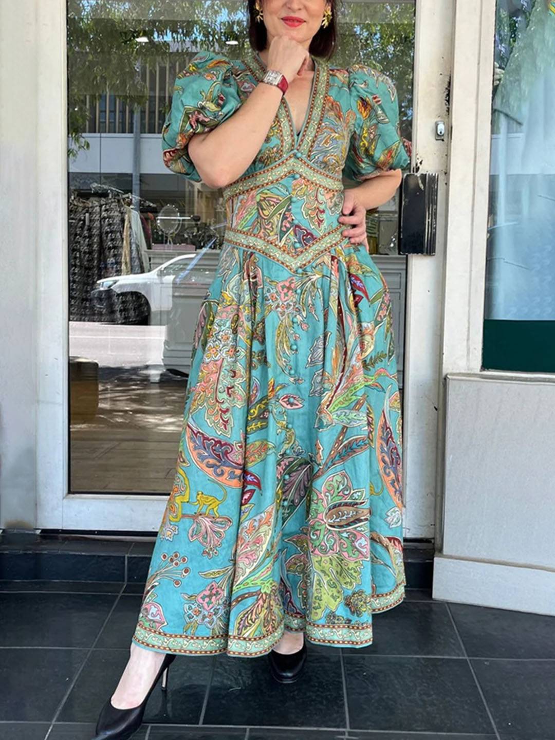 Scarlett Sukienka Maxi Damska – Elegancka Sukienka w Kwiaty z Dekoltem w Serek i Krótkimi Rękawami na Przyjęcia i Uroczystości