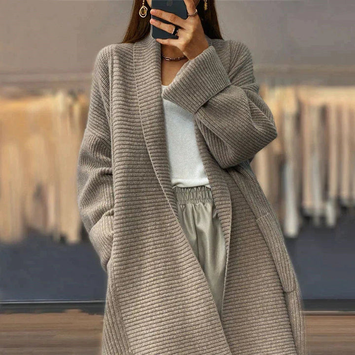 Lea Damski Oversize Kardigan – Gruby Kardigan z Wzorem w Linie i Praktycznymi Kieszeniami