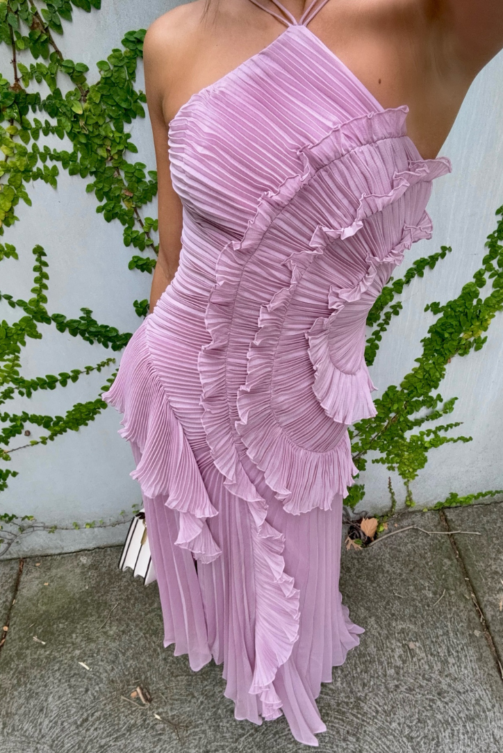 Guendalina Sukienka Długa Plisowana – Elegancja z Dekoltem Halter na Ceremonie i Wydarzenia Specjalne