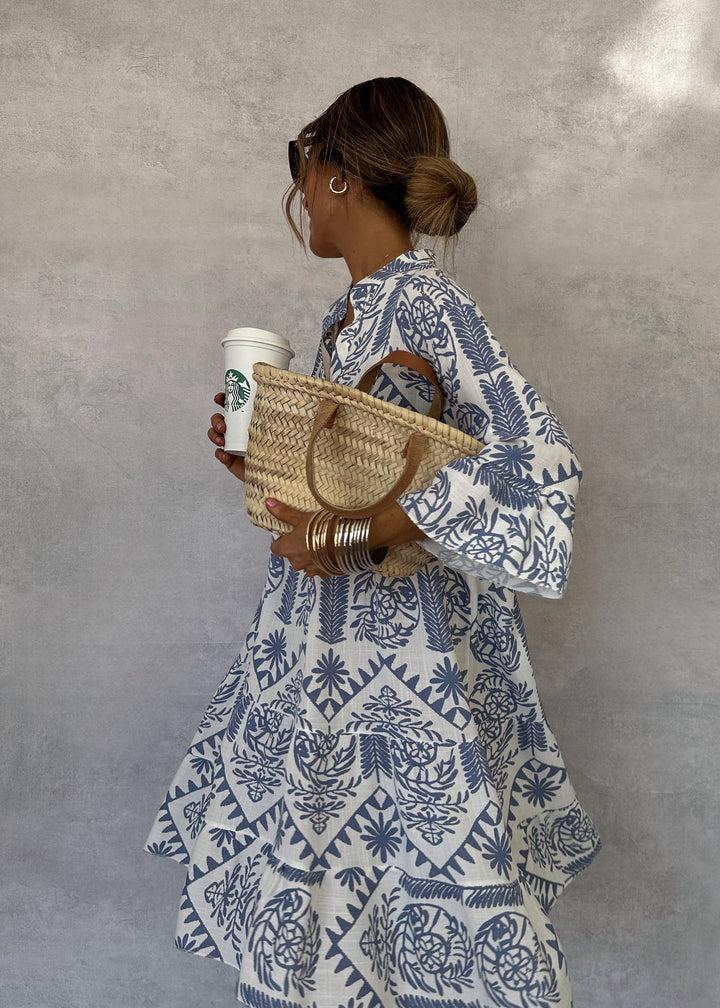 Anastasia Sukienka Maxi Damska – Letnia Sukienka Boho z Dekoltem w Serek i Zwiewnym Kwiatowym Printem