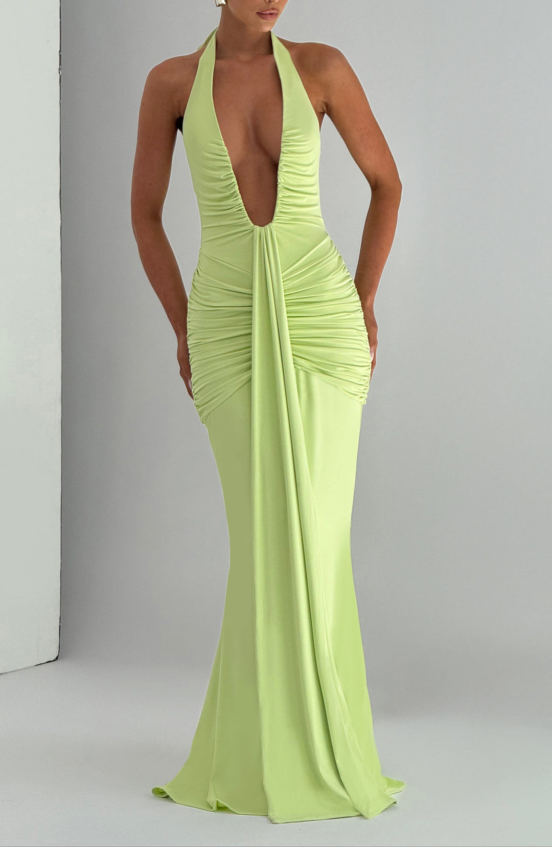 Coretta Sukienka Damska Maxi – Elegancka Letnia Sukienka z Zwiewnym Krojem i Lekką Tkaniną