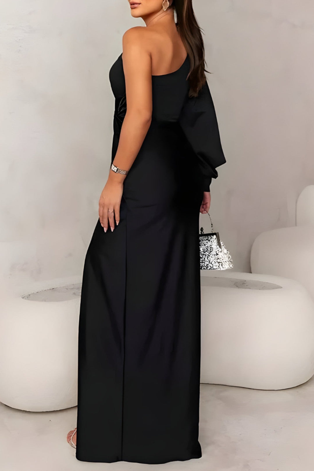 Kaia Sukienka Damska Maxi – Elegancka Suknia Wieczorowa z Korzystnym Krojem i Zwiewnym Materiałem