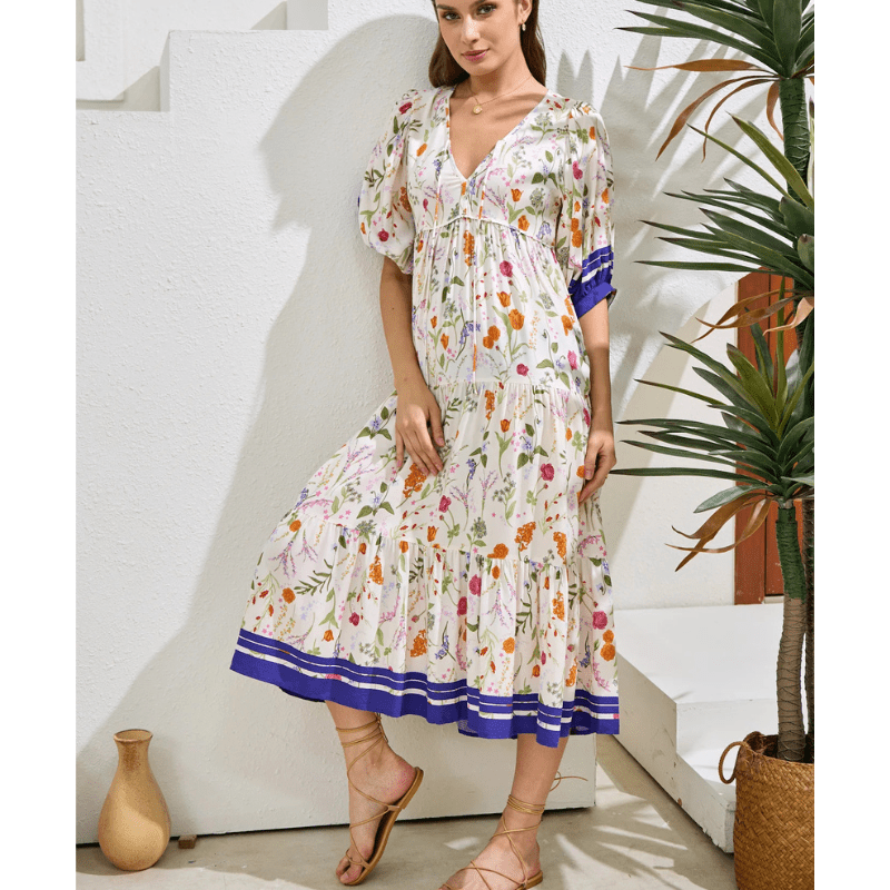 Runa Sukienka Midi Looksy – Kwiatowy wzór i lekkie bufiaste rękawy na lato
