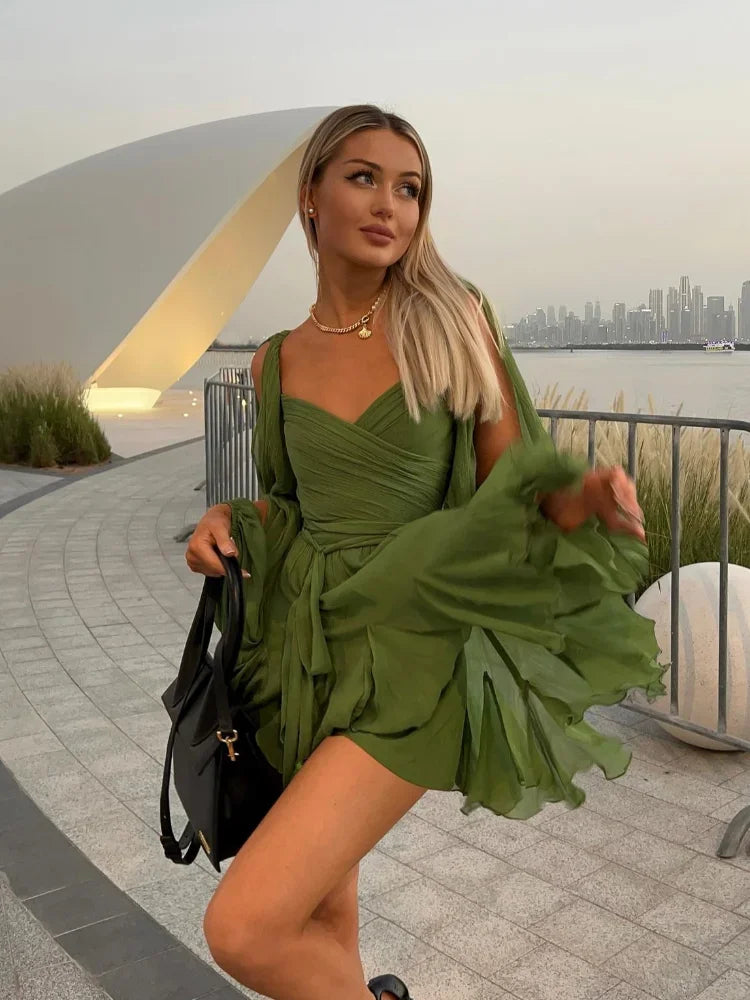 Jasmine Sukienka Damska Mini – Zielona Plisowana Sukienka z Długimi Rękawami i Seksownym Dekoltem w Serek