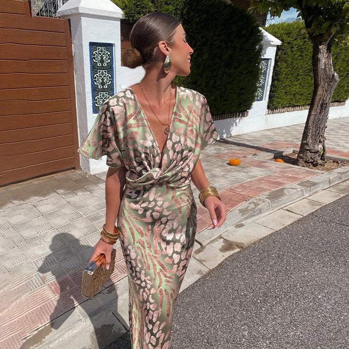 Nela Damska Sukienka Maxi – Elegancka Kopertowa Sukienka z Głębokim Dekoltem w Serek & Zwiewnym Fasonem