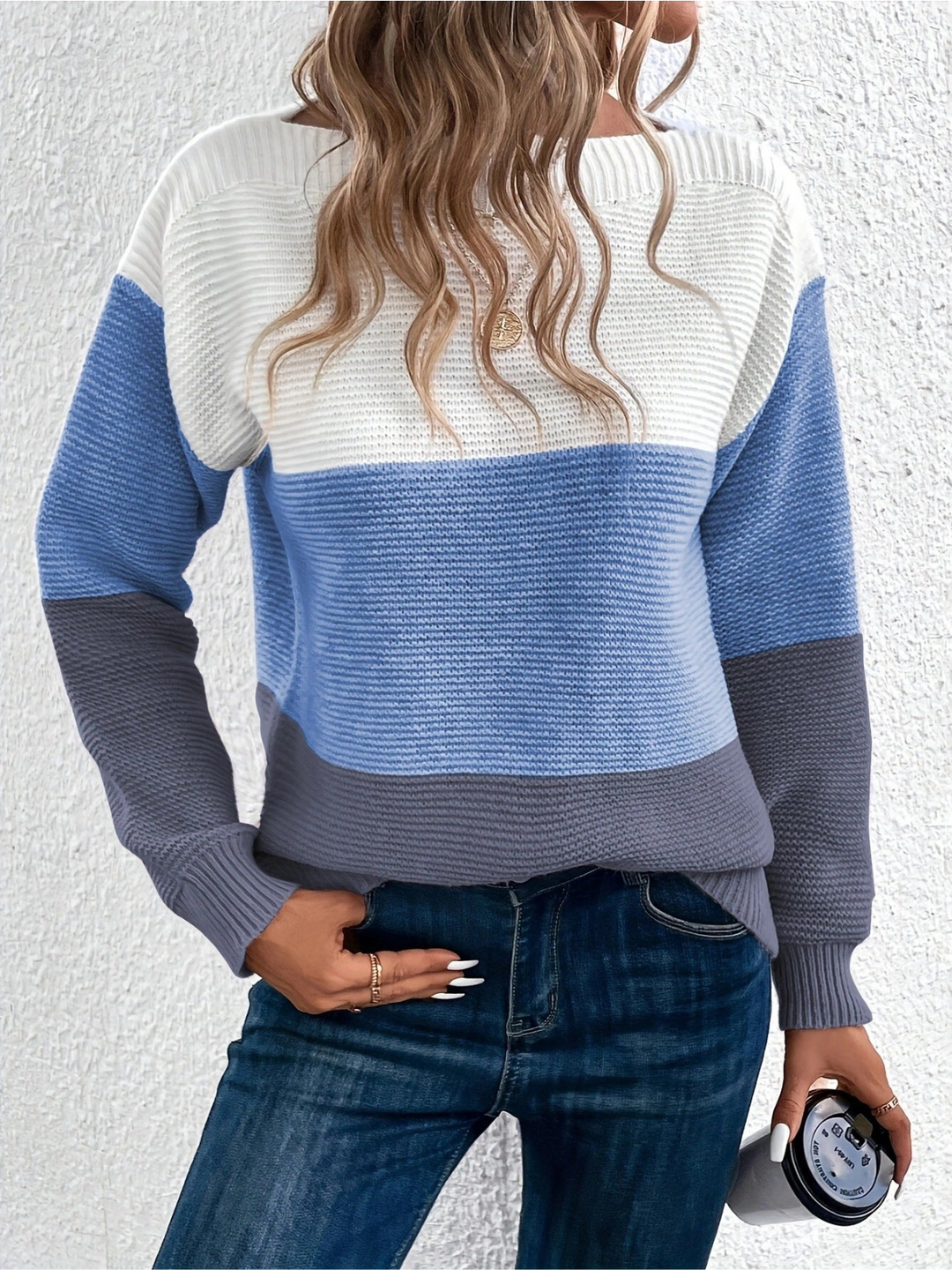 Sonia Damski Sweter – Elegancki & Wygodny Sweter z Podkreślającym Sylwetkę Krojem