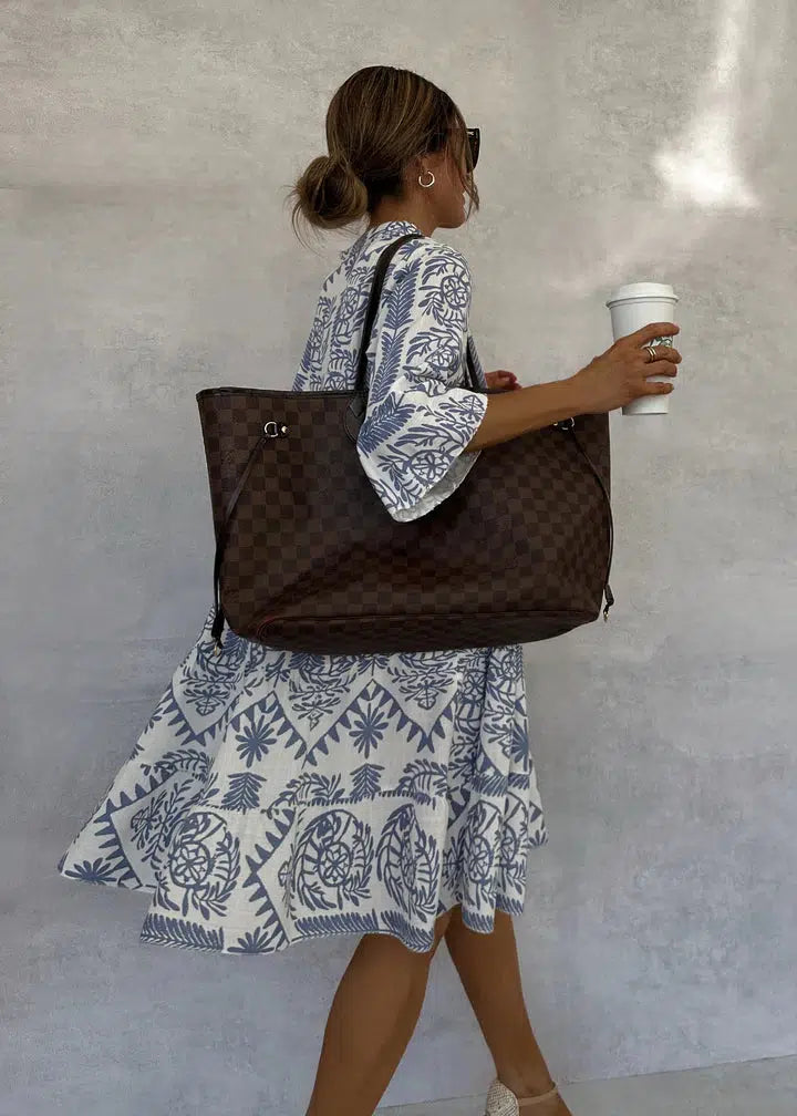 Chloe Damska Sukienka Mini – Niebieski Dekolt w Serek z Długimi Rękawami & Wygodnym Fasonem Shift