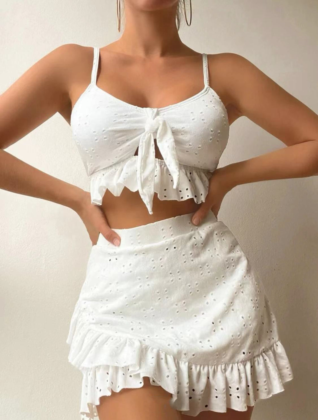 Serena 3-Częściowy Strój Kąpielowy Damski – Modne Bikini z Falbankami, Spódniczką i Dopasowanym Topem