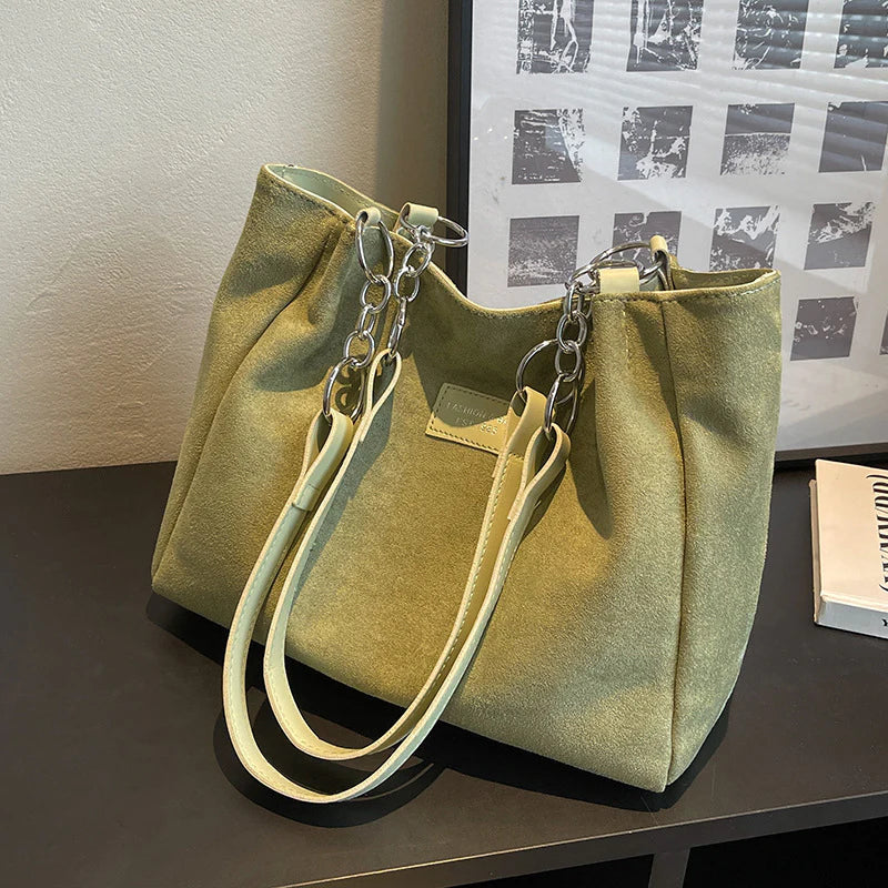 Freyja Torebka Damska – Torebka z Zamszu Elegancka i Casual o Nowoczesnym Designie
