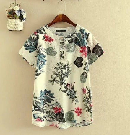 T-shirt Damski Elisse – Swobodna Elegancja z Kwiatowym Nadrukiem, Mieszanką Bawełny i Lnu oraz Stylowym Detalem